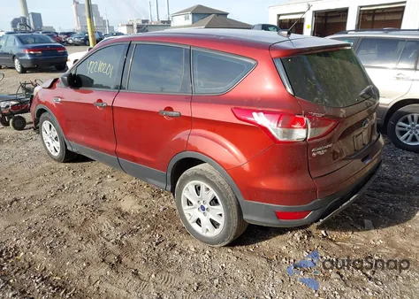 2015 Ford Escape S z USA, uszkodzony, nr VIN 1FMCU0F77FUA59467